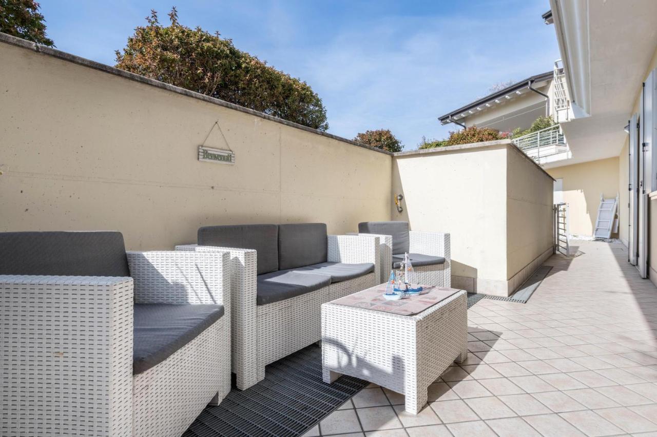 Luxury Apartment With Swimming Pool Лонато Экстерьер фото