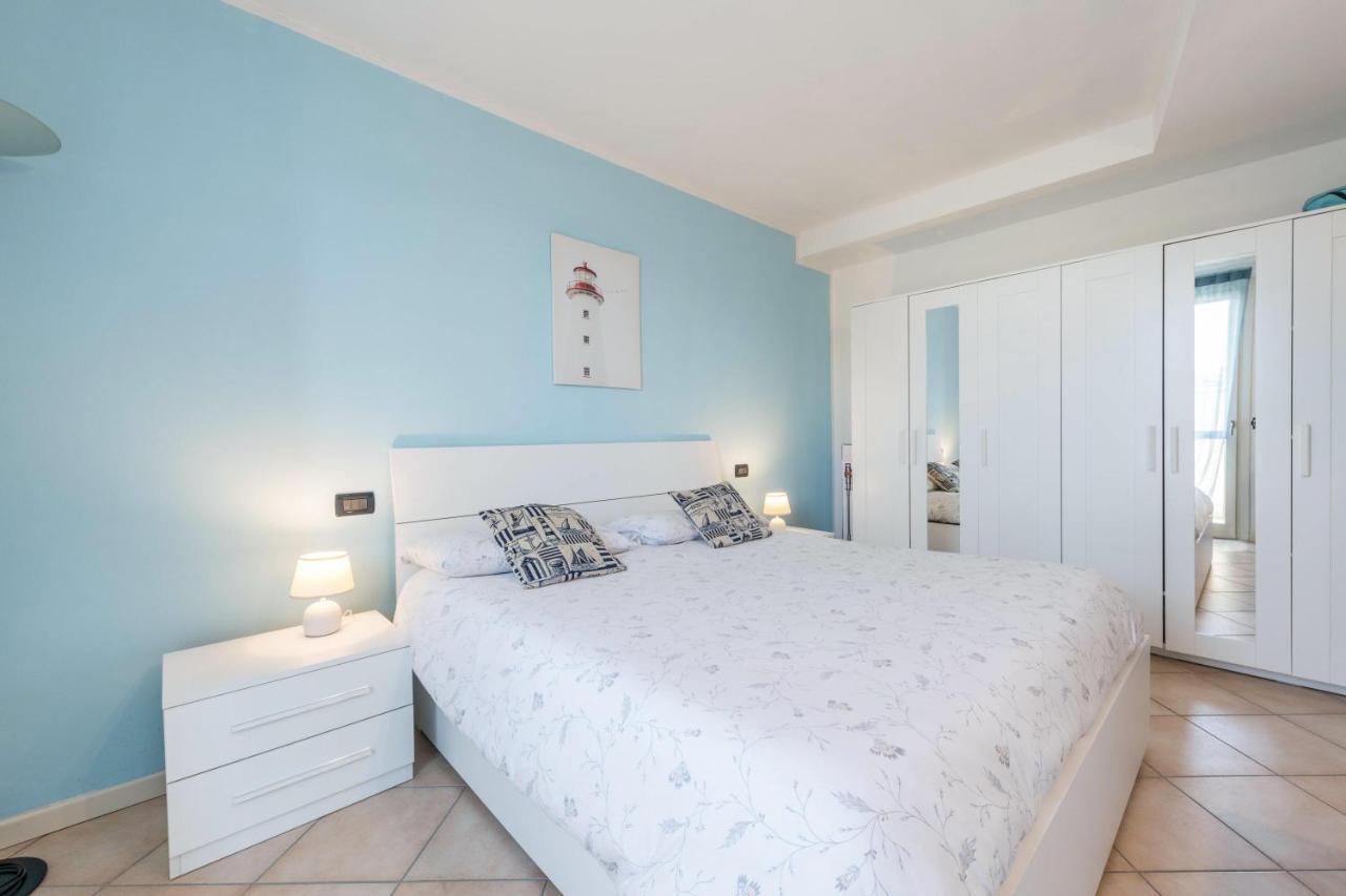 Luxury Apartment With Swimming Pool Лонато Экстерьер фото